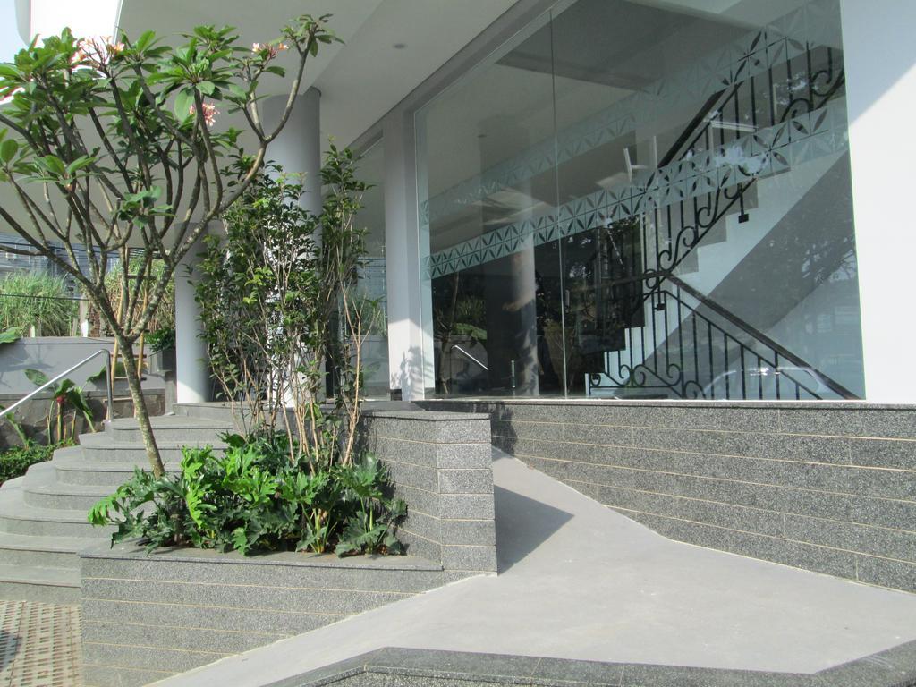 Kembang Hotel Cihampelas Bandung Luaran gambar